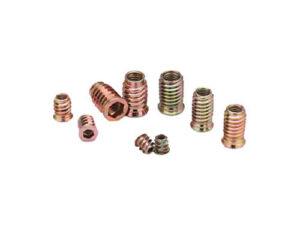 Internal and external thread nut